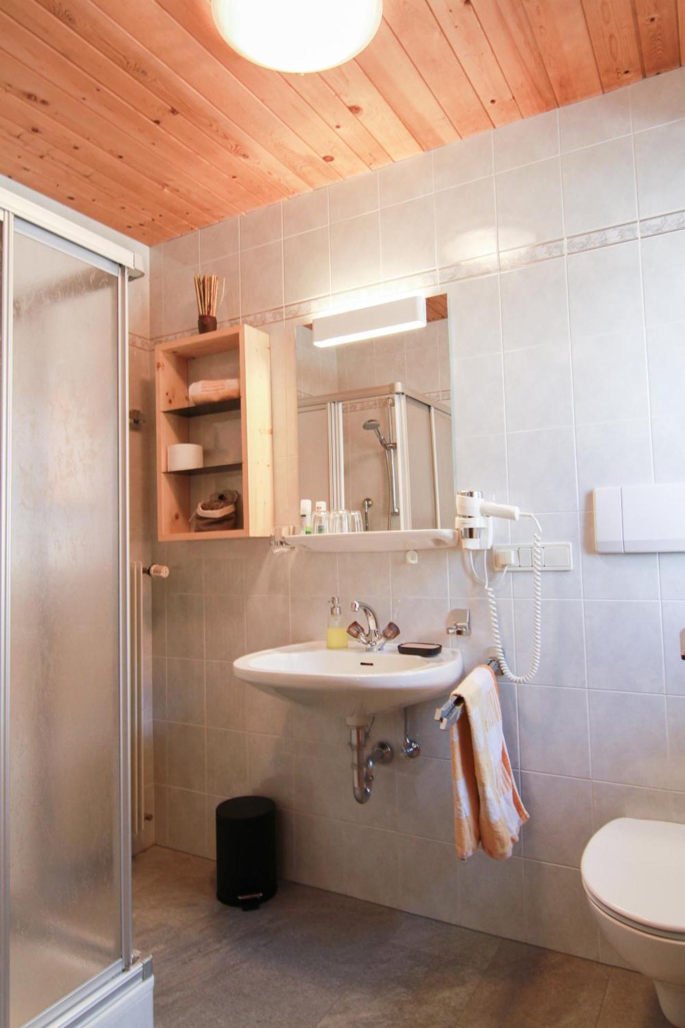 Haus Urban B&B Barbiano  Exteriör bild